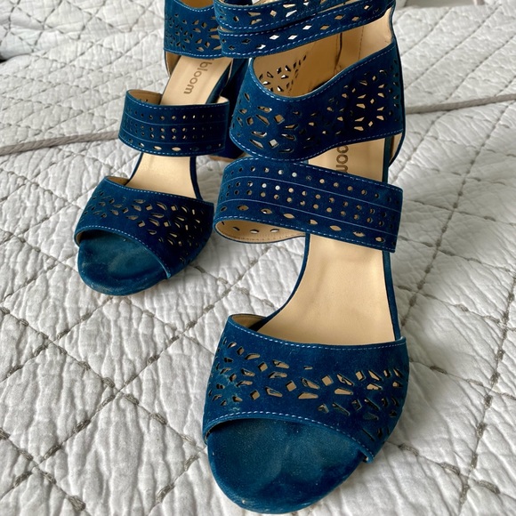 JBloom blue heels Size 39 (9US) - Picture 2 of 8